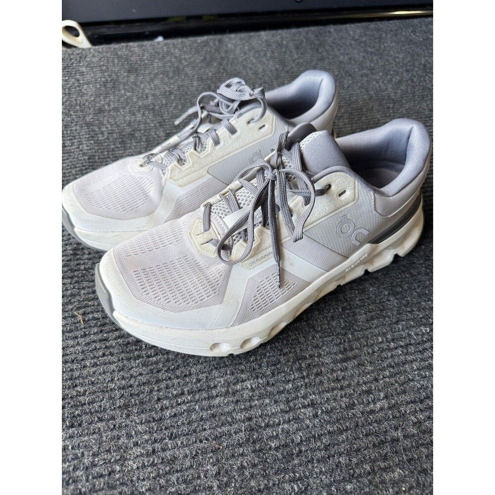 On Running Shoes Womens Size 10.5 Gray CloudTec Helion Athletic Mesh Sneaker